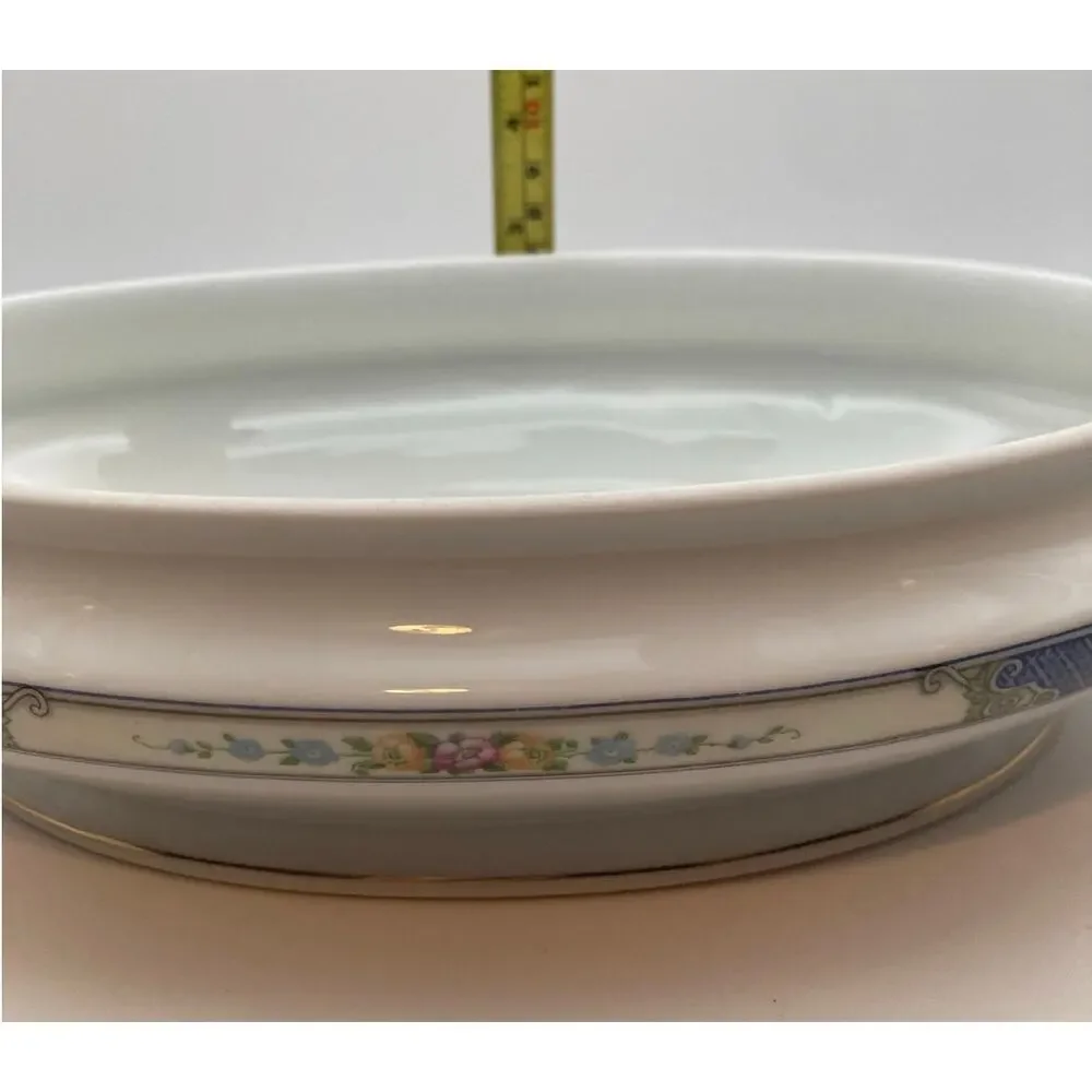 VTG Bohemia Ceramic Works Cecil Pattern Lidded Oval Casserole Czechoslovakia